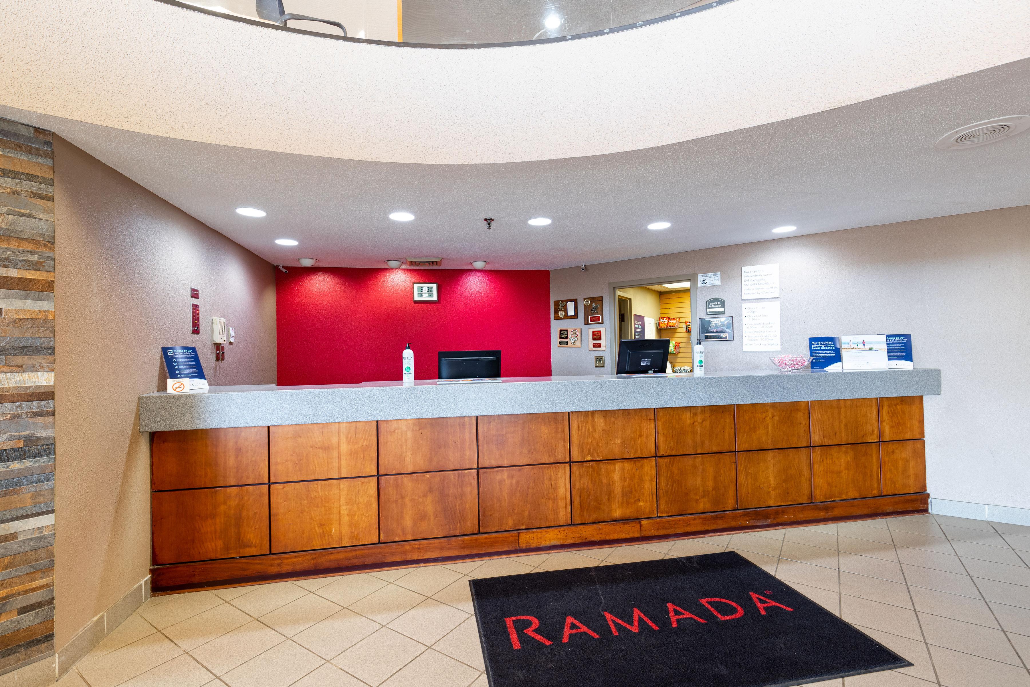 Ramada By Wyndham Columbus North Hotel Westerville Buitenkant foto