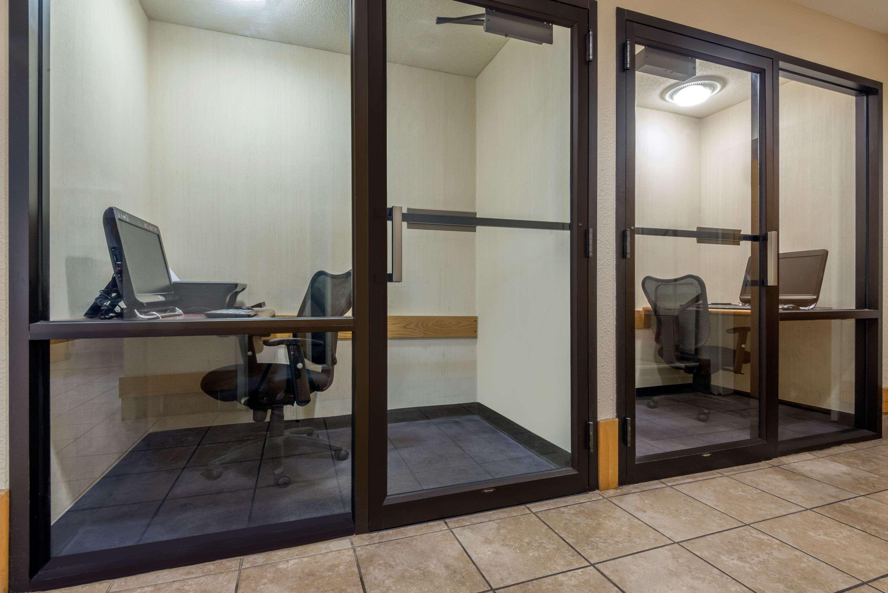 Ramada By Wyndham Columbus North Hotel Westerville Buitenkant foto